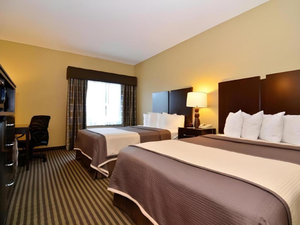Best Western Oakdale Inn Экстерьер фото